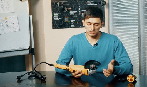 Amoladora Angular Velocidad Variable 1010w Esmeril Cortadora Color Amarillo - Imagen 2