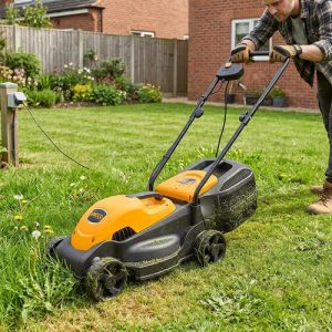 Corta Cesped Electrica 1200w 32cm Ingco Lm321 + Regalo !